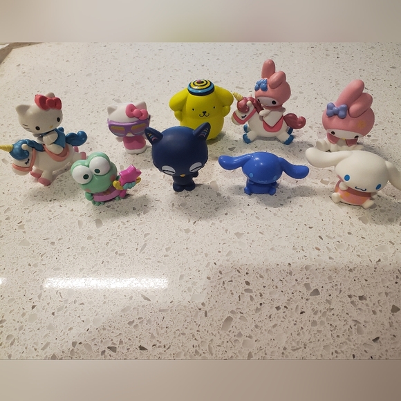 Sanrio Figurines Bundle - Picture 1 of 2